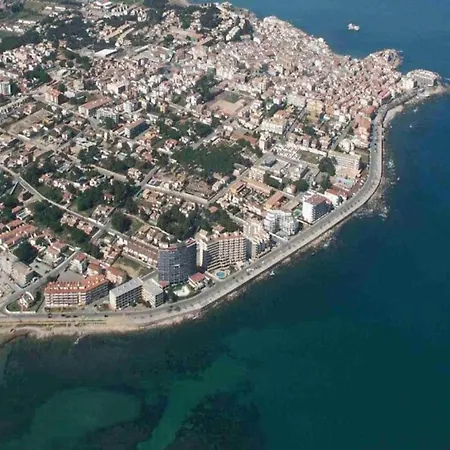 Riells Blau E 202 L'Escala